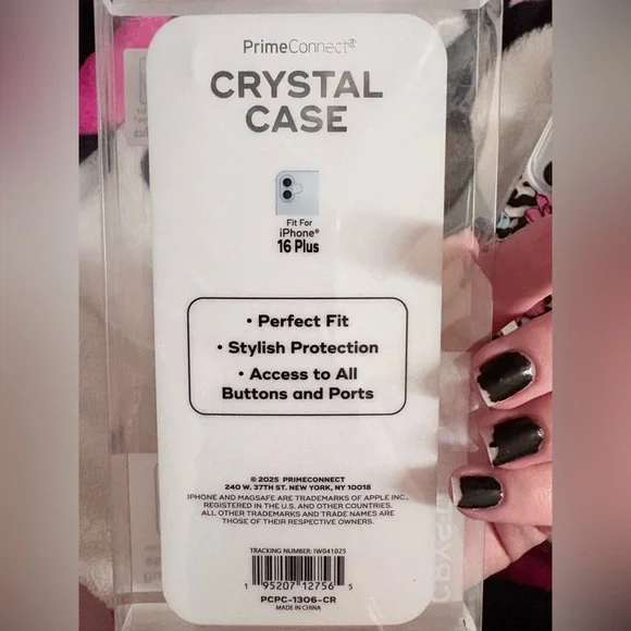 Floral Pattern iPhone 16 plus phone case - Picture 4 of 4